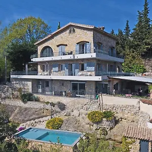 Bed & Breakfast Au Pied Des Baous 